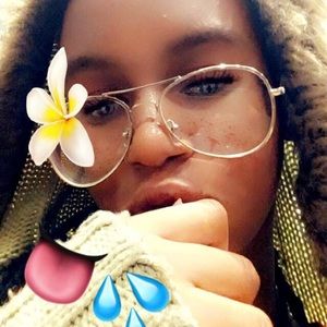 Meet your Posher, Tanysha